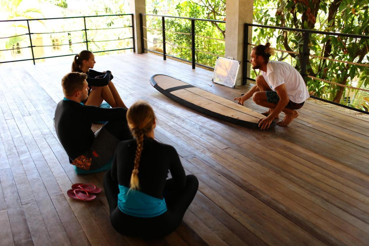 Endless Summer Surf Camp Kuta Кута Экстерьер фото