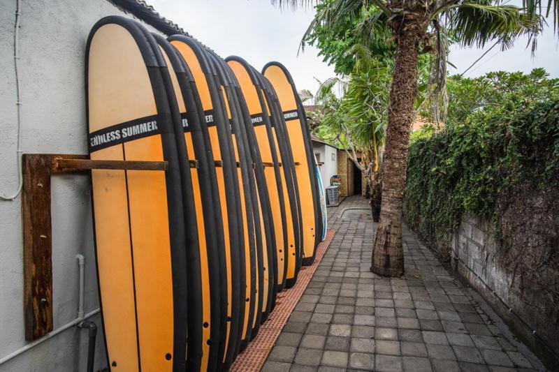 Endless Summer Surf Camp Kuta Кута Экстерьер фото